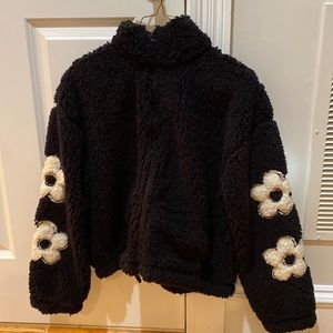Cropped black teddy/sherpa Pacsun zip up